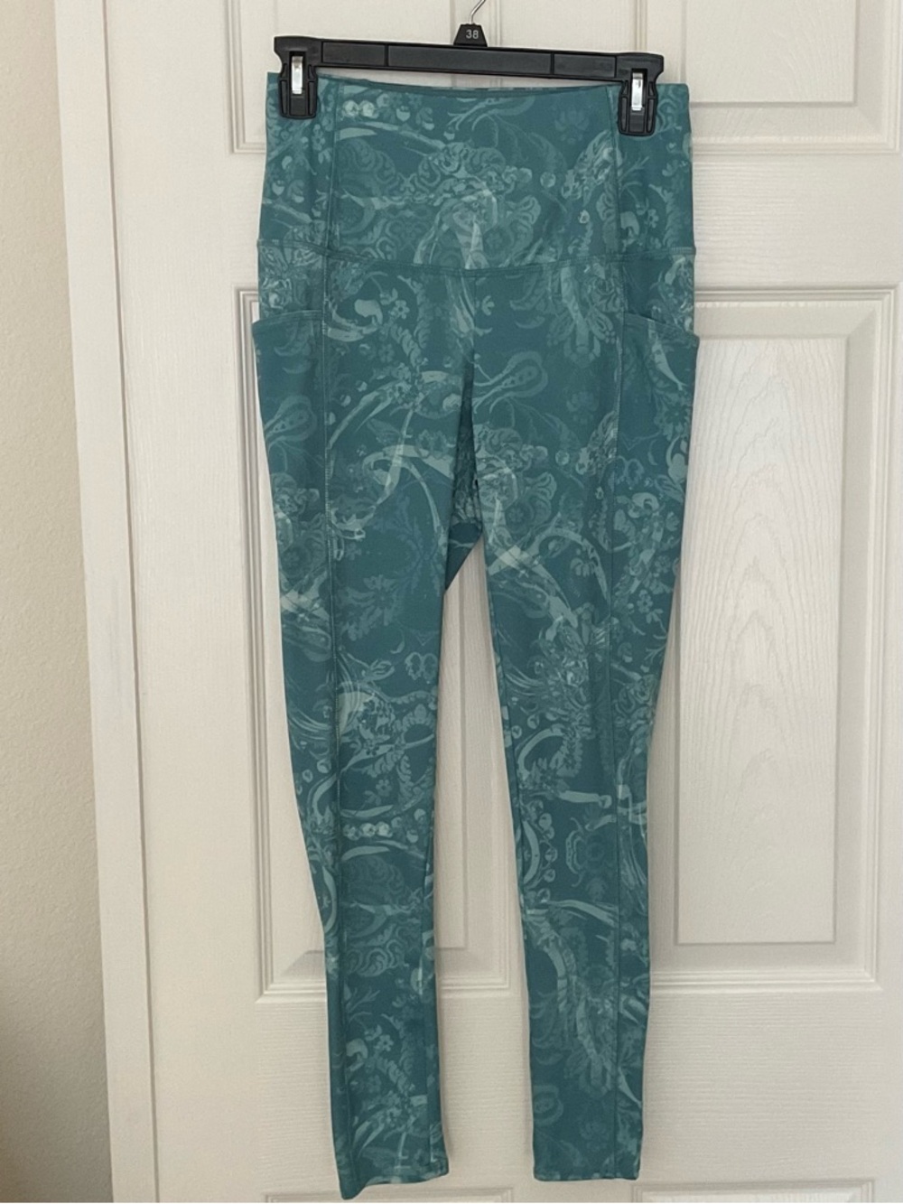 Chico’s Zenergy So Slimming Treasured Teal Paisley Pocket Legging Pant NWT 0/4